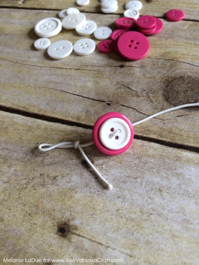 Button Bracelet Craft for Kids / www.seevanessacraft.com