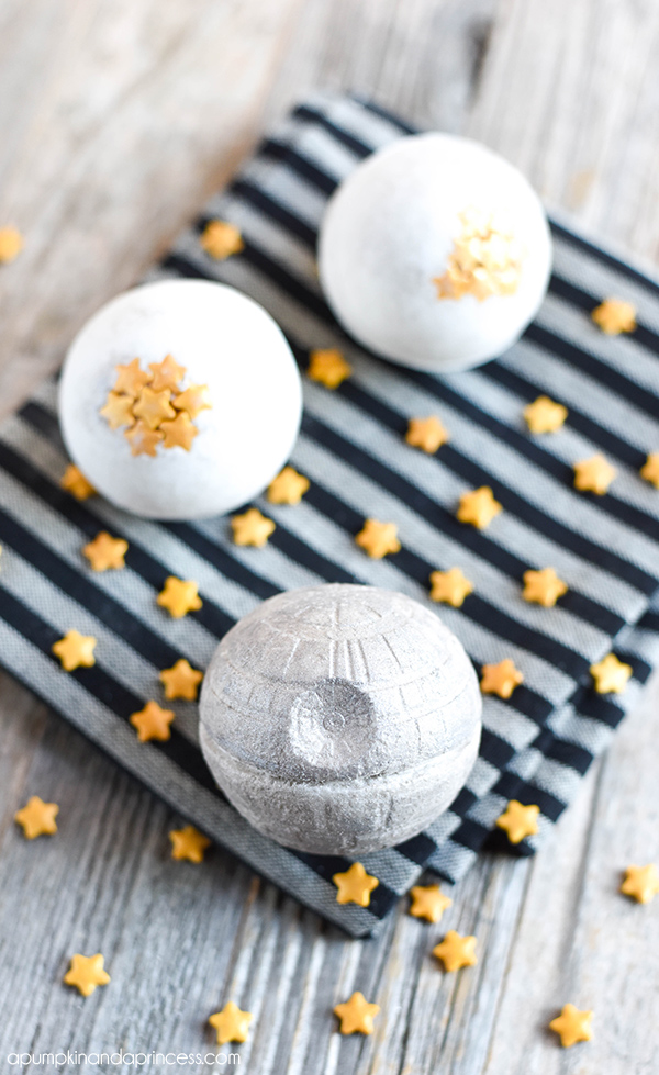 Star-Wars-Death-Star-Bath-Bomb