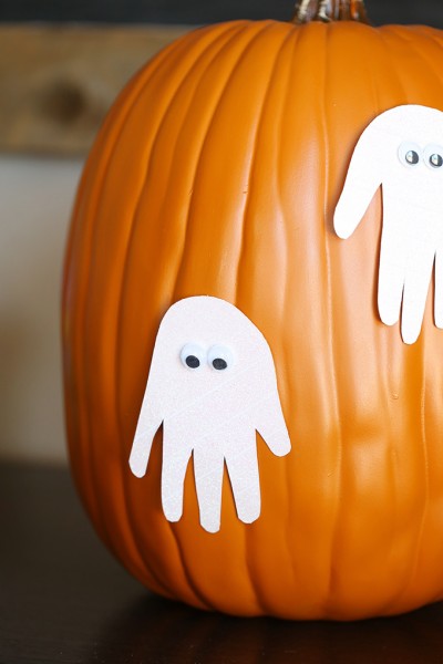 Halloween: Handprint Ghost Banner - See Vanessa Craft