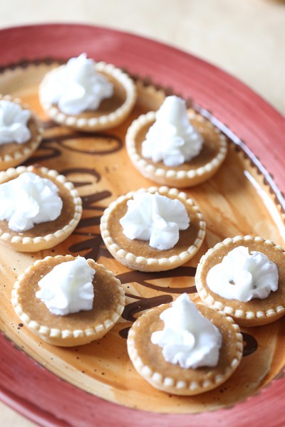 Muffin Tin Mini Pumpkin Pie Recipe for Thanksgiving