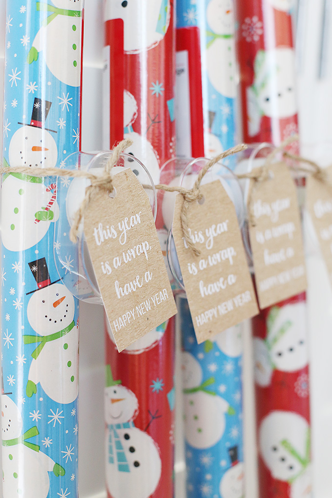 Christmas Holiday Wrapping Paper Gift Idea - See Vanessa Craft