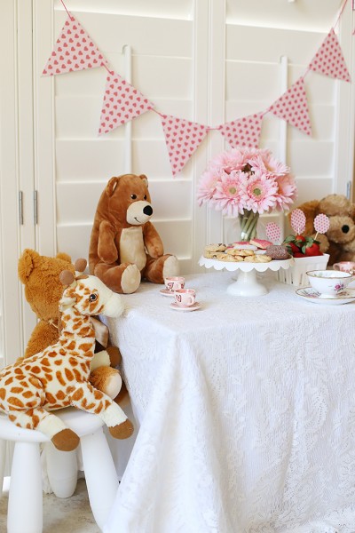 Valentine's Day Teddy Bear Tea Party and Free Printables